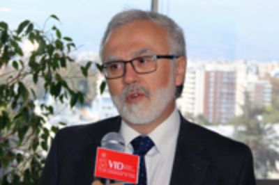 El Director de Innovación U. de Chile, Edgardo Santibáñez. 