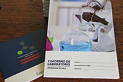 El workshop sobre el uso de cuadernos de laboratorio se ha realizado en cinco facultades desde marzo de 2017, beneficiando a más de 200 estudiantes, académicos e investigadores.