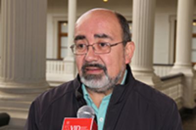 El Académico del ICEI e integrante del Grupo de Investigación en Educación Artística, Carlos Ossa.