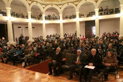 Expositores y asistentes expresaron sus agradecimientos hacia la U. de Chile y a los organizadores de esta iniciativa que llenó durante dos días el Salón de Honor de la Casa Central.