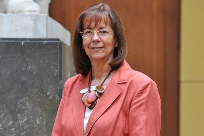 Profesora María Teresa Ruiz