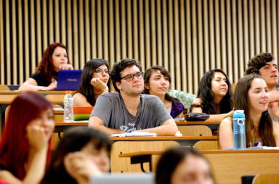 El ranking nacional de AméricaEconomía destacó la inclusión y diversidad de la U. de Chile al tener "alumnos de todos los estamentos sociales de origen, en proporciones parecidas".