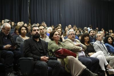 En el Teatro Municipal de Ancud se realizó la inauguración de la Escuela de Temporada 2018 de la U. de Chile "Hacia un territorio sustentable: diálogos sobre identidades, culturas y patrimonio".