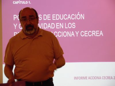  Carlos Ossa, Coordinador Académico del Núcleo de Investigación en Educación Artística.