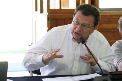 Senador Universitario Juan Carlos Letelier.