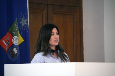 Karla Henríquez (USACH), a partir del reconocimiento de las juventudes y el análisis de encuestas, llamó a ser conscientes del contexto en los procesos de transición a la universidad.