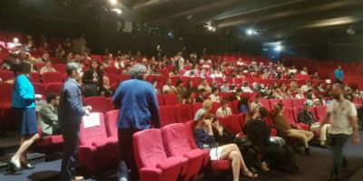 A sala llena y con un gran recibimiento, en el Buñuel Theatre se realizó el estreno del cortometraje chileno "El Verano del León Eléctrico".