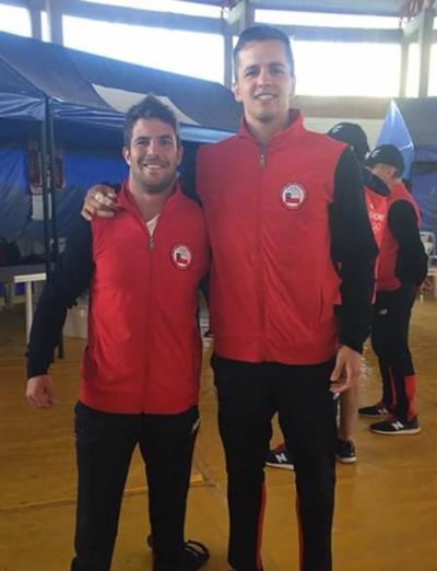 Juan Pablo Larenas (izquierda) y Francisco Urroz, dos de los tres estudiantes de la U. de Chile que obtuvieron oro en rugby 7.