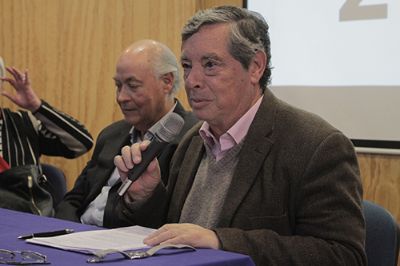 El profesor Carlos Ruiz Schneider, candidato a la segunda vuelta en la Facultad de Filosofía y Humanidades.