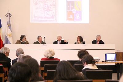 Otra arista que marcó la discusión del foro fue de qué manera el espíritu de Córdoba y sus reflexiones sirven para enfrentar los nuevos desafíos de la Educación Superior.