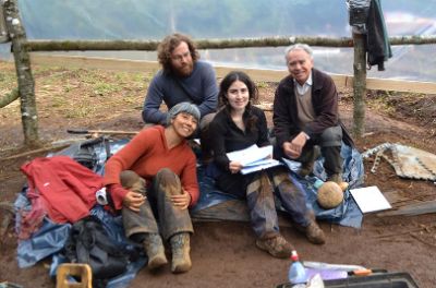 Iván Cáceres, egresado de  U. de Chile, lideró el equipo de arqueólogos que excavaron recientemente en Colonia Dignidad en el marco de la causa abierta por el ministro Mario Carroza.