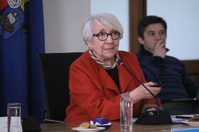 Prof. Gloria Riquelme