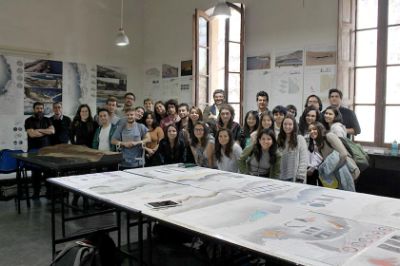 Un total de 27 jóvenes que cursan quinto semestre participan de este taller ciudad-puerto.