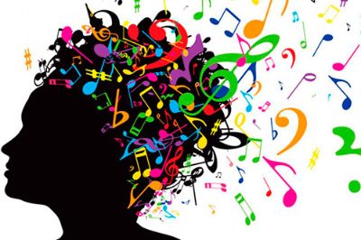 Estudios indican que la formación musical beneficia el desarrollo cognitivo y fortalece habilidades fundamentales en contextos educativos.