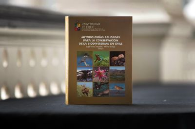 A lo largo de 15 capítulos el libro expone una serie de metodologías y casos de aplicación práctica en torno a la conservación de la biodiversidad.