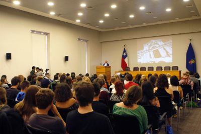Cerca de 160 estudiantes extranjeros se incorporarán este semestre a la U. de Chile a través del Programa de Movilidad Estudiantil. 