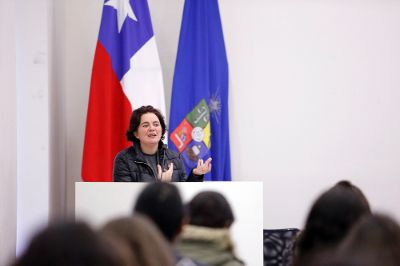 La directora de Extensión de la Universidad de Chile, Ximena Póo.
