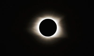 16:38:10 del 02/07/2019, tiempo exacto para los 154 segundos de eclipse total de sol que cubrirá los cielos de Chile por completo.