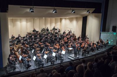 El Rector de la Universidad de Chile, Ennio Vivaldi,  destacó que "La Orquesta Sinfónica Nacional representa un orgullo para nuestra universidad y para todo el país". 