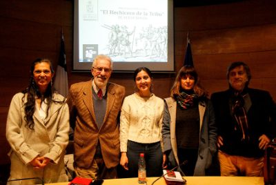 Académicas de la Facultad de Derecho de la U. de Chile y el director del Instituto de Humanidades de la U. Academia de Humanismo Cristiano comentaron el libro de Borón