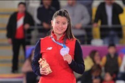 Susana Li obtuvo medalla de plata en kumite -68 kilos. Fotografía: COCH