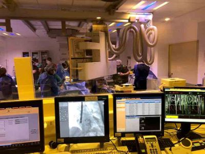 El pasado 8 de agosto se realizó la primera cirugía de implante valvular aórtico vía percutánea en Hospital Clínico Magallanes.