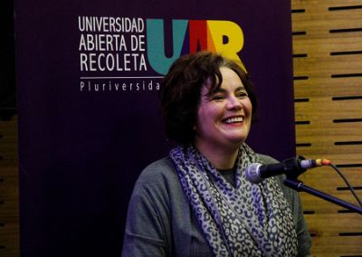 La directora de Extensión de la Universidad de Chile, Ximena Póo, en el cierre de la Escuela de Invierno.