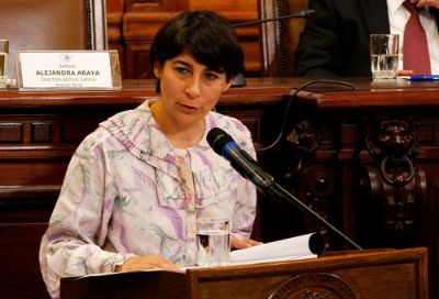 La directora del Archivo Central Andrés Bello, Alejandra Araya.