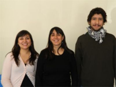 Perla Ortega, Prof. Loreto Prat y Javier Mendoza, Coordinadora, Directora y Tesista (respectivamente) del Proyecto Moringa.