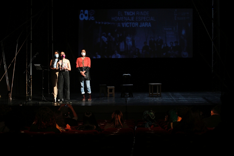 "Víctor Jara -sin duda- fue una de las piedras fundamentales que construyeron este lugar, destacó Cristian Keim, director del Teatro Nacional Chileno.