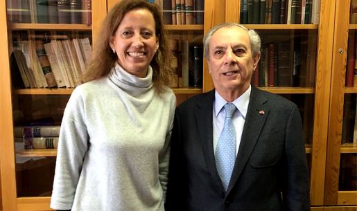 La profesora María Cristina Gajardo y el profesor Joaquín García Murcia.
