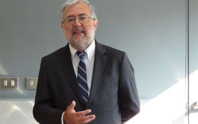 El decano de la Facultad de Medicina Manuel Kukuljan El decano de la Facultad de Medicina Manuel Kukuljan