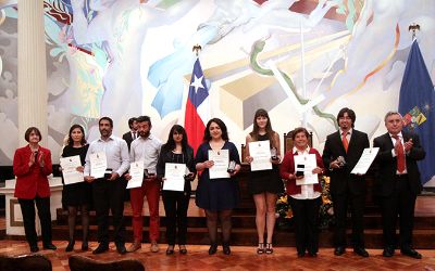 Universidad de Chile reconoció a sus 186 nuevos doctores que aportarán al desarrollo del país