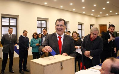 Ennio Vivaldi es reelecto Ennio Vivaldi es reelecto