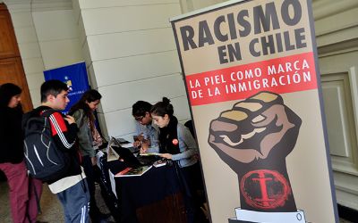 Universidad de Chile debate y entrega propuestas para frenar el racismo