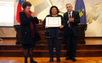 U. de Chile entregó los primeros títulos póstumos 