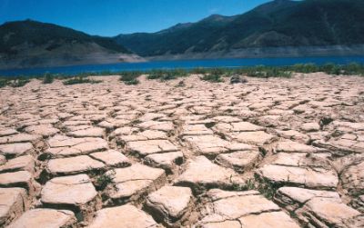 En Chile hay una crisis hídrica importante, pues desde hace 10 años atraviesa una megasequía y algunos expertos aseguran que en el corto plazo el agua se acabará en la Región Metropolitana.