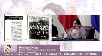 Romina Oñate ofreció al público la ponencia “Pensando en nuestro quehacer profesional, público y político a partir de la teoría y práctica de Amanda Labarca”.
