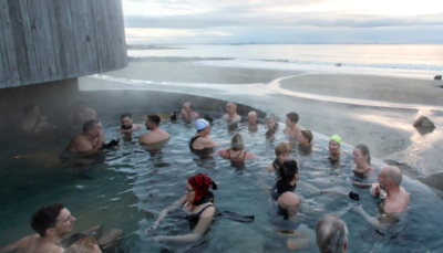 Ciudad Sana explora el caso de Finlandia, lugar donde se construyó un sauna vinculado al patrimonio de la zona, recuperando la tradición del baño de vapor.