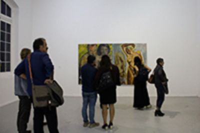 La muestra exhibe el trabajo del pintor y restaurador chileno, quien formó parte del equipo del Museo de Arte Contemporáneo de la Facultad de Artes de la Universidad de Chile.