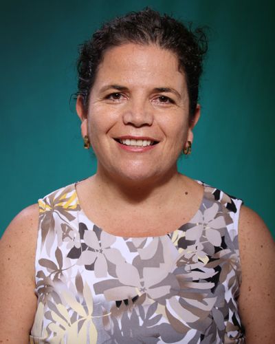Profesora Lorena Lorca, del Departamento de Enseñanza Clínica del Derecho.