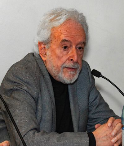 José Rodríguez Elizondo es profesor del Departamento de Derecho Internacional y se desempeñó como Embajador de Chile en Israel.