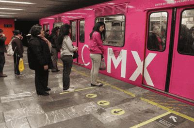 El programa "Viajemos Seguras", que establece vagones diferenciados para ellas en el metro de la ciudad de México, fue evaluado positivamente por las mujeres.