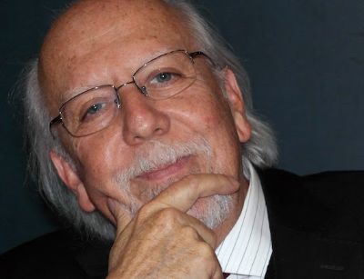 Profesor Pedro Cattan, académico de la Facultad de Ciencias Veterinarias y Pecuarias (Favet).