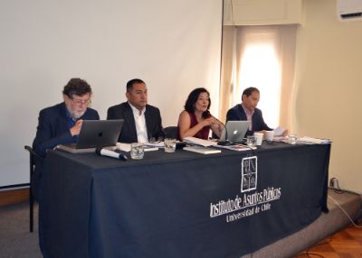 "Se está abriendo un abismo entre derechos humanos y el orden público", señaló el Director del INDH y profesor del INAP, Sergio Micco (a la derecha en la foto).