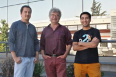 Los profesores Eduardo Contreras R, Emilio Vera y el estudiante Alejandro Carrasco participarán del crucero científico.