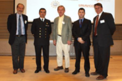 Sergio Barrientos (CSN), Carlos Zúñiga (SHOA), David Simpson (IRIS), Víctor Orellana (Onemi) y Chris Nyce (Embajada de Estados Unidos).