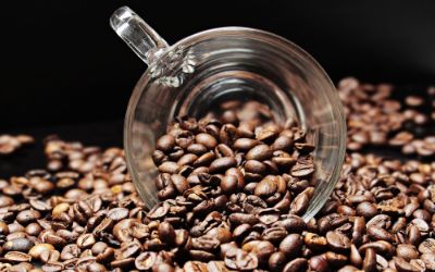 La alianza busca explorar el potencial energético y la obtención de extractos de alto valor agregado del residuo de café.