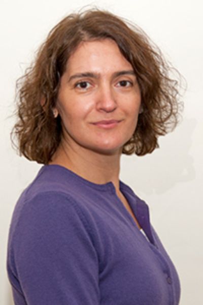 Alejandra Fuentes-García investigadora equipo ICOVID Chile y académica de la Escuela de Salud Pública de la Universidad de Chile