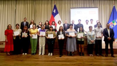 Fueron 15 estudiantes y 3 académicos-investigadores quienes recibieron el beneficio de la Beca de Movilidad de Santander para estudiar fuera del país.